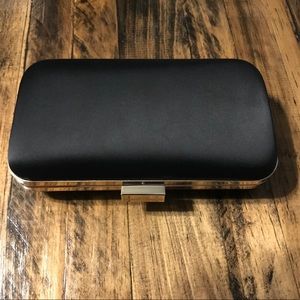 Giorgio Armani Parfums Clutch